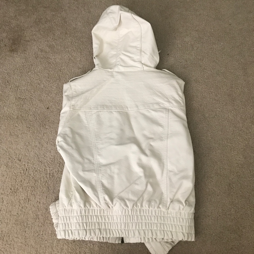 Ivory pleather jacket - Picture 3 of 3
